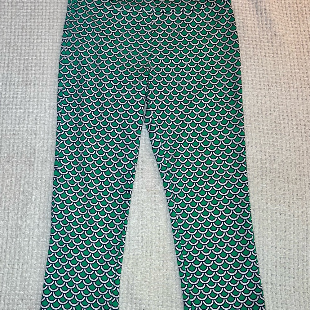Mud Pie Green and White Patterned Cropped Pants